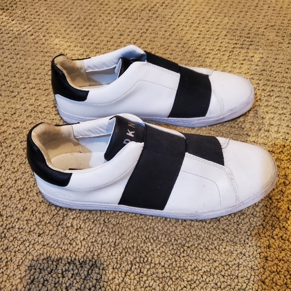 DKNY White and Black Slip-On Sneakers - Picture 2 of 6
